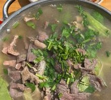Stewed Beef with翘脚