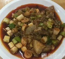 Spicy Stir-Fried Pork Leg Salad