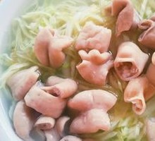 Spicy Intestine with Dipping Sauce