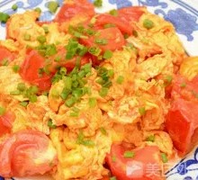 Tomato and Egg Stir-Fry