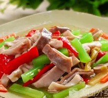 Green Bamboo Shoots with Pig Tripe