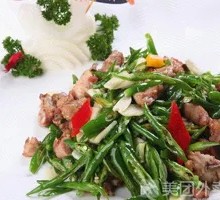 Green Pepper Braised Chicken