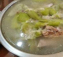 Bitter Melon Stewed with Pork Ribs