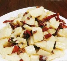 Stir-fried Lotus Root Cubes