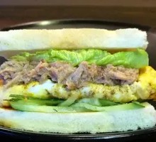 Tuna Egg Sandwich