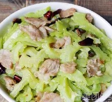 Bitter Melon with Pork Slices