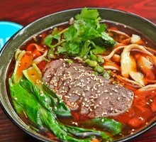 Beef Noodles with Beef Topping