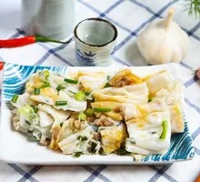 Beef and Egg Rice Noodle Roll