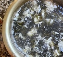 Seaweed and Egg Soup