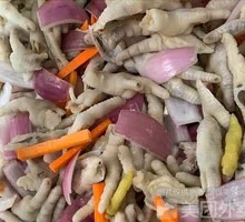 Spicy Pickled Chicken Feet