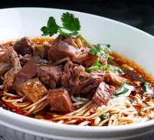 Beef Daoxiao Noodles