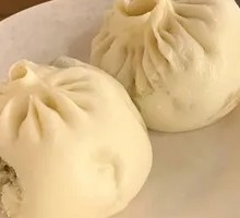 Meat-filled buns