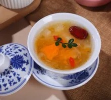 Yellow Peach and Silver Ear Pear Stew