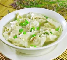 Original Bone Soup Dumplings with Vegetable Strips