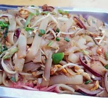 Stir-Fried Rice Noodles