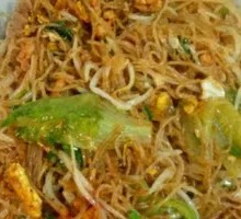 Twice-Cooked Pork with Rice Noodles