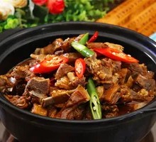 Braised Beef in Clay Pot