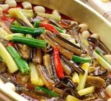 Braised Eel with Garlic