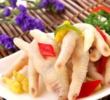 Spicy Pickled Chicken Feet