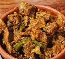 Black Pepper Tomato Beef Curry