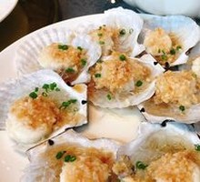 Steamed Scallops with Garlic