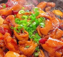 Braised Pork Intestines in Clay Pot