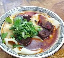 Beef Noodles with Beef Topping