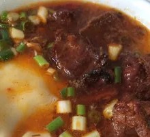 Pork Rib Noodle with Sauce