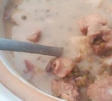 Mung Bean and Pork Rib Soup