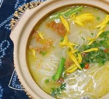 Mengzi Crossing Bridge Rice Noodles