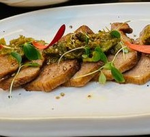 Braised Green Pepper with Low-Temperature Beef Tongue