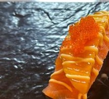 芒果三文鱼寿司
