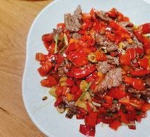 Stir-Fried Beef with Yellow Onion