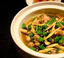 Fresh Chili and Young Ginger Steamed Frog