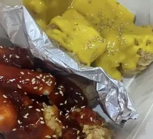 Dongmudong Double-Flavor Korean Fried Chicken