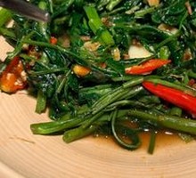 Stir-fried Water Spinach with Shrimp Paste