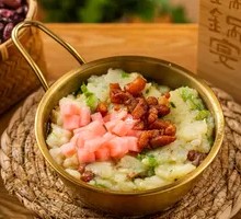 Crispy Pork Cracklings Potato Mash
