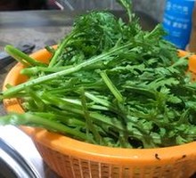 Chinese chrysanthemum greens