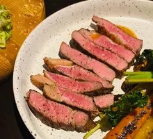 Charcoal-Grilled Golden Little Battle Axe Steak
