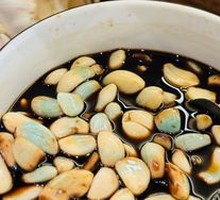 Sweet Pickled Garlic
