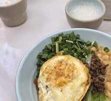 Spicy Broad Noodles with Pea Paste