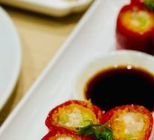 Cai Lan Fresh Shrimp Red Rice Noodle