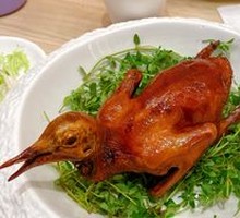 Longjing Tea-Scented Young Pigeon