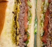 Sichuan-style Burned Pepper Spicy Beef Burger