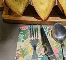 Full Mango Flesh Tacos