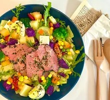 Black Pepper Beef Salad