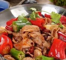 Dry Pot Beef and Intestines