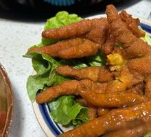 Braised Chicken Feet with Tiger Skin