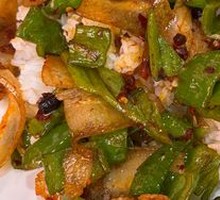Spicy Pork Stir-fry Rice Bowl