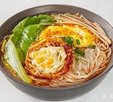 Sour Spicy Fried Egg Noodles